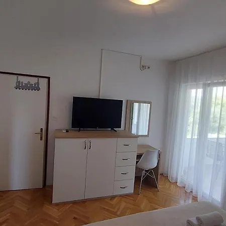 Karmen Appartement Kampor