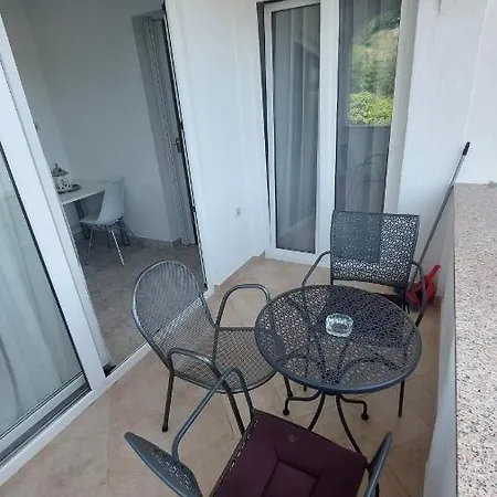 Karmen Appartement *