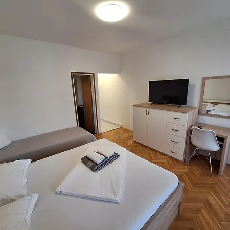 Apartmán Karmen *